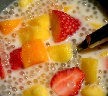 水果西米露的做法