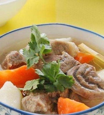 炖羊肉的做法
