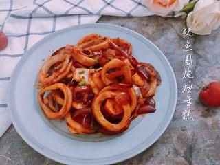 豆瓣酱胡萝卜炒鱿鱼圈的做法