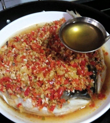 剁椒鱼头做法