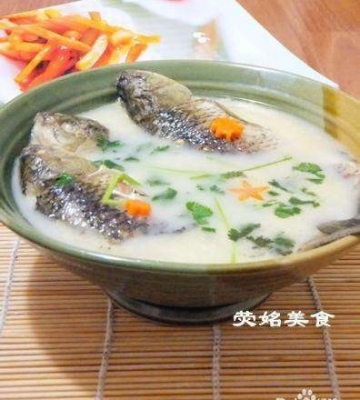 鲫鱼汤做法
