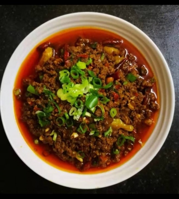 牛肉臊子的做法