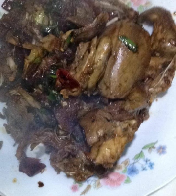 干煸鸽子的做法