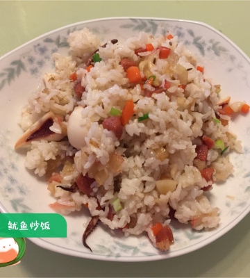 鱿鱼炒饭的做法