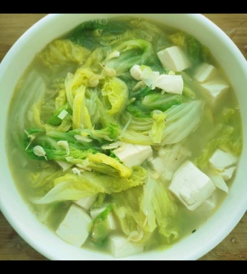 白菜豆腐汤的做法