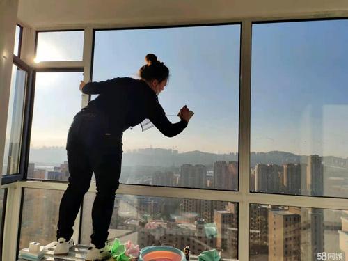 怎样清洁玻璃