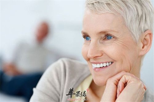 如何预防老年斑