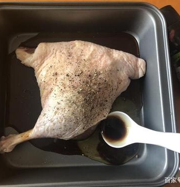 烤鸭腿肉的调料和烤制时间，如何做到口感外酥里嫩